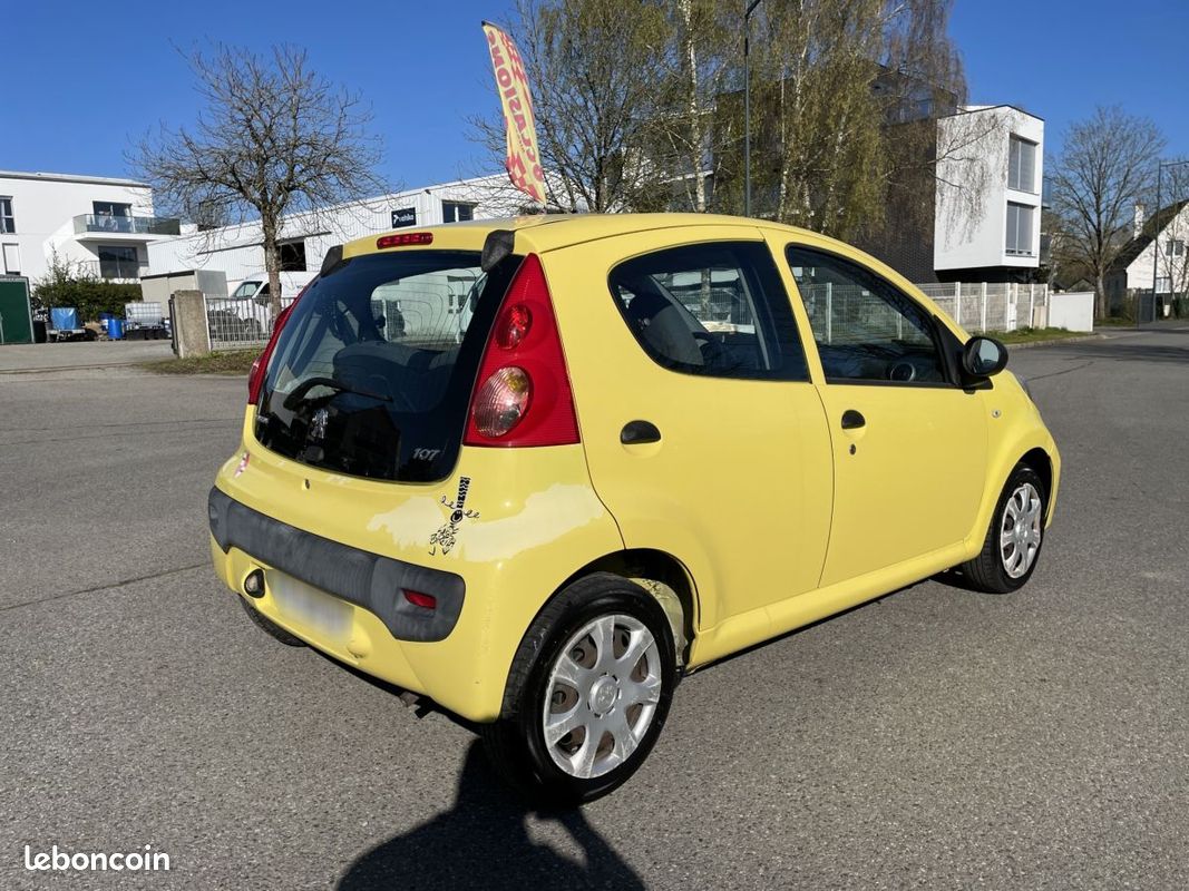 Peugeot 107 1.0 12V TRENDY BLUE LION GARANTIE 1 ANS (image 7)