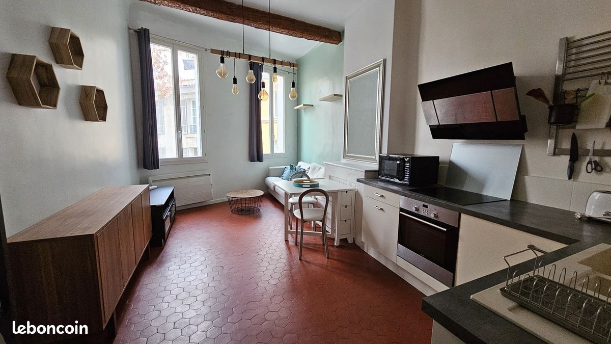 Appartement 2 pièces 48 m² · à Aix-en-Provence · 48 m² · 914 €