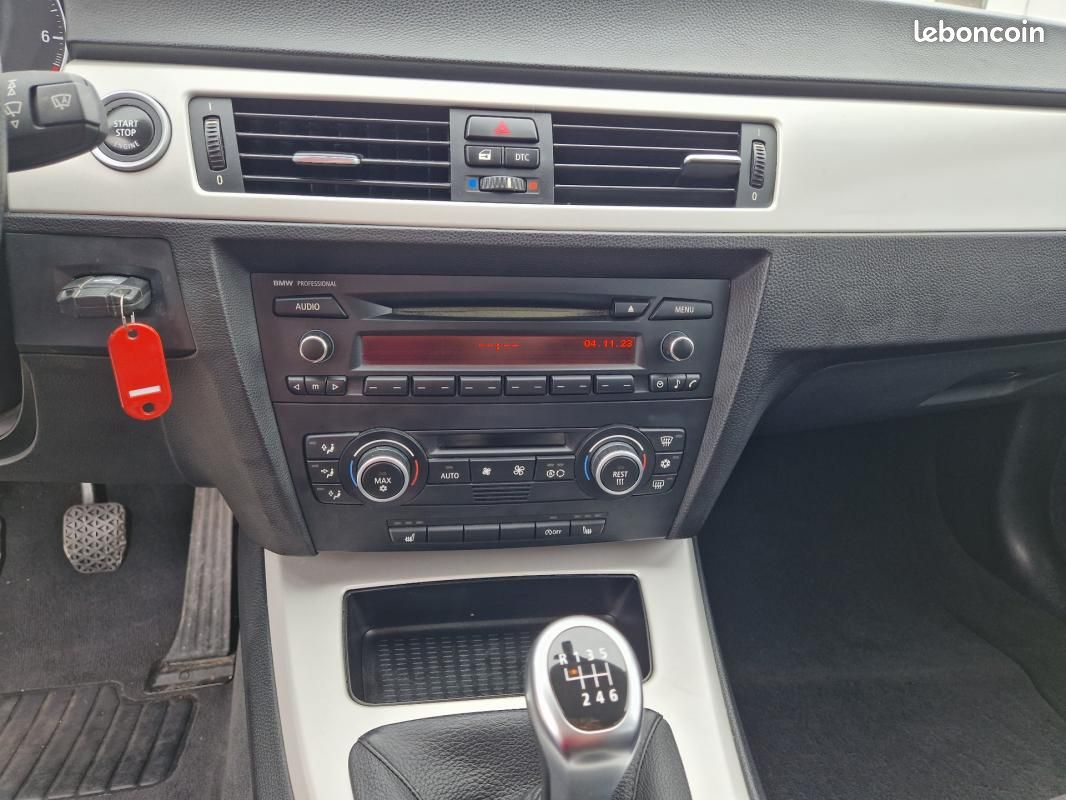 BMW Série 3 TOURING E91 LCI 318i 143 ch Premiere (image 13)