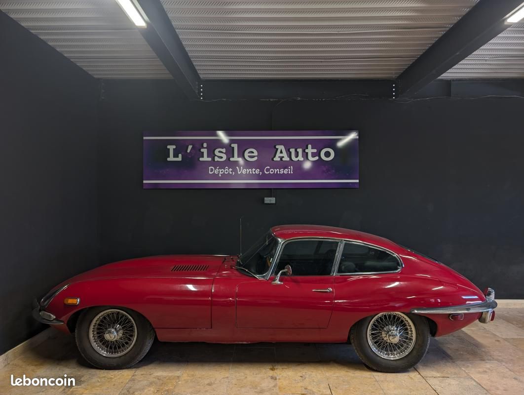 Jaguar E-Type Series 2 4.2 6 cyl en ligne (image 4)