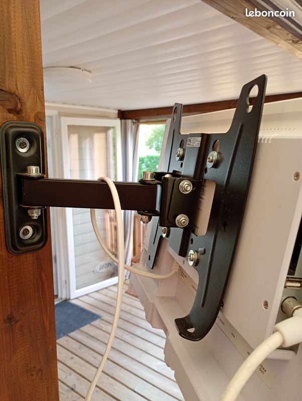 Television 55 cm avec support orientable (image 2)