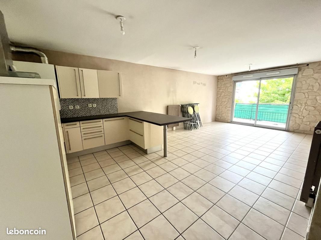Appartement 4 pièces 80 m² · à Tignieu-Jameyzieu · 80 m² · 250 000 €