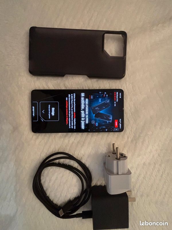 Asus rog Phone 9 pro (image 4)