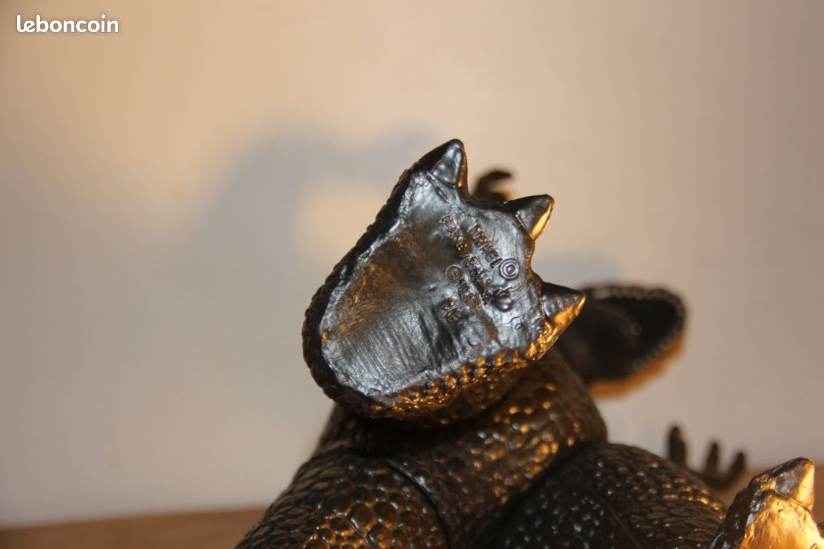Figurine godzilla dormei 1986 (image 5)
