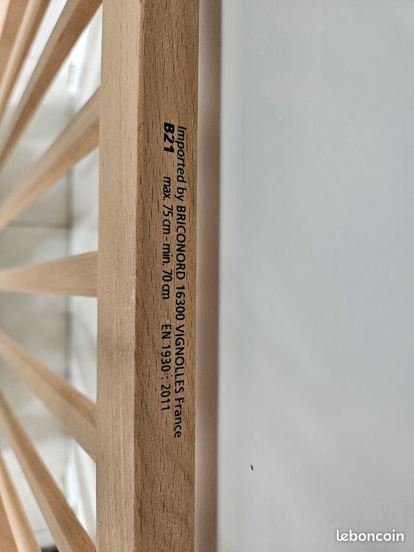 Barrière de sécurité en bois (image 5)