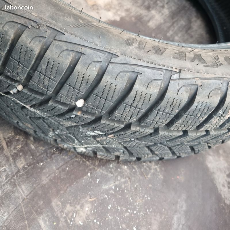 4x pneu goodyear 205/55r19 (image 1)