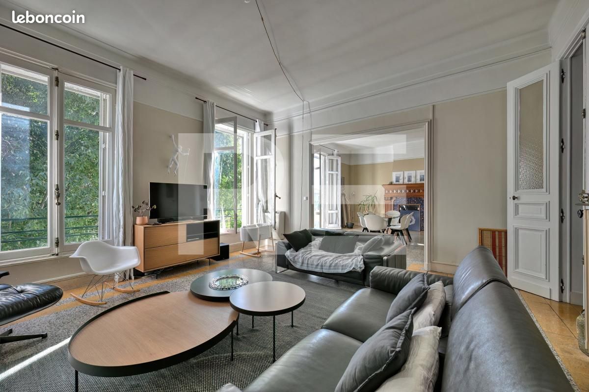 Appartement 5 pièces 204 m² · à Nîmes · 204 m² · 470 000 €