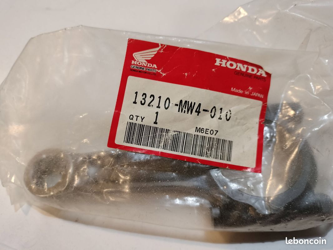 Bielles de HONDA RC45 (image 1)
