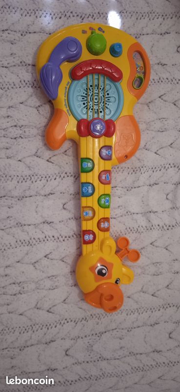 Guitard enfant (image 1)