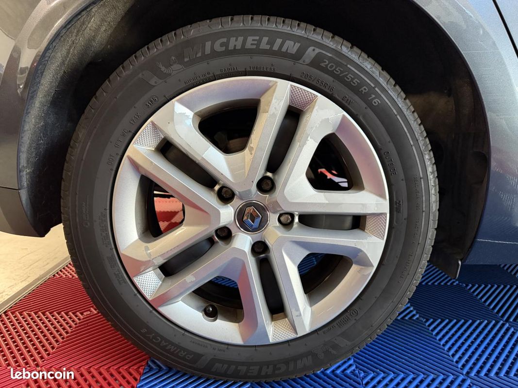 Renault megane 1.5 bluedci 115 zen (image 18)