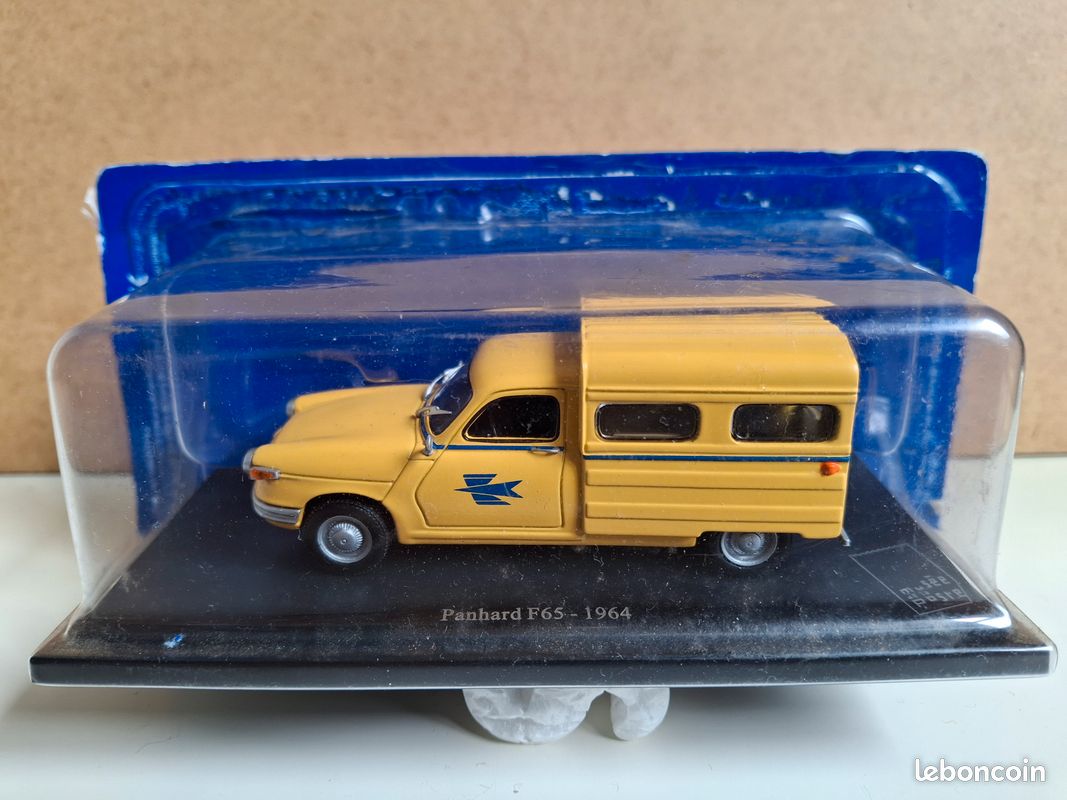 Universal Hobbies Sb 1/43 - Panhard PL17 F65 La Position | Australia Universal Hobbies Sb 1/43 - Panhard PL17 F65 La Position | Australia
