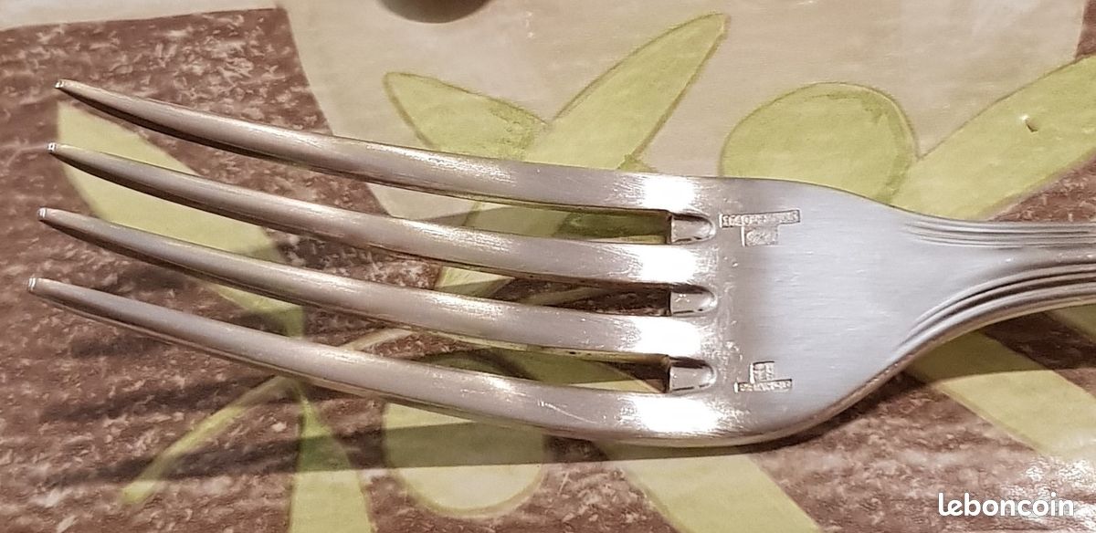 12 fourchettes de table Christofle Spatours (image 3)