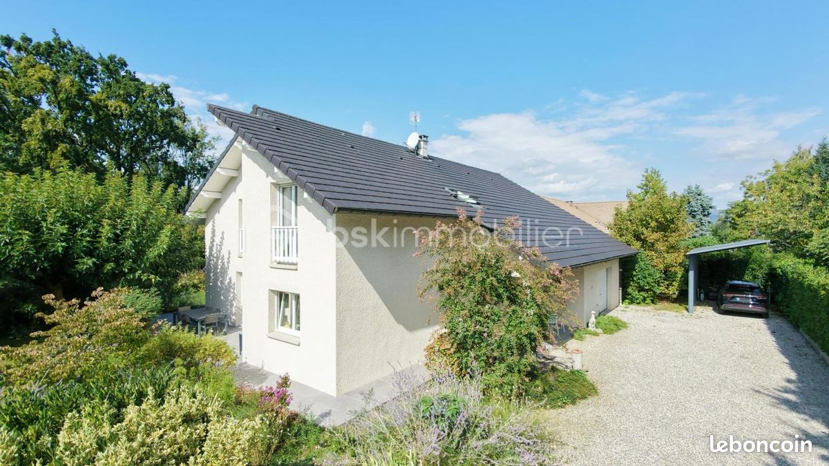 Maison 5 pièces 189 m² · à Challes-les-Eaux · 189 m² · 825 000 €