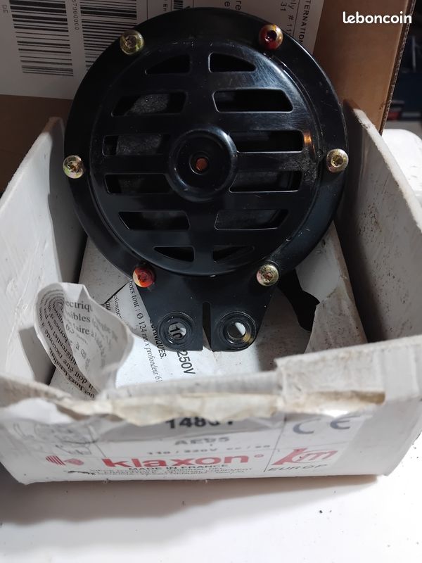 Klaxon 110/240v (image 2)