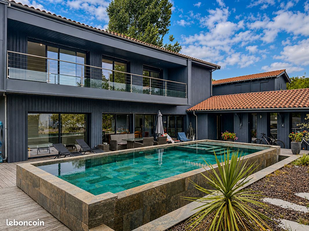 Maison 6 pièces 188 m² · à Biscarrosse · 188 m² · 1 900 €/mois