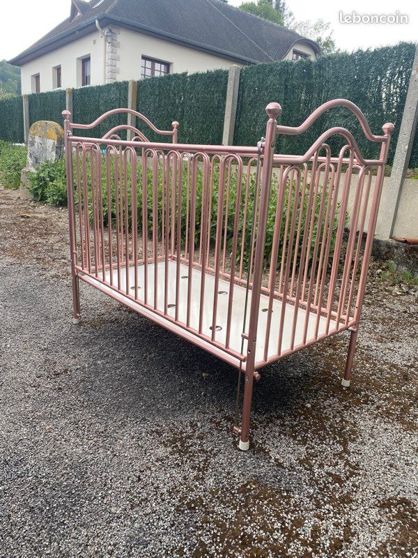 Lit bébé (image 2)