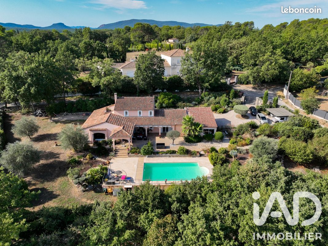 Maison 5 pièces 230 m² · à Fayence · 230 m² · 1 045 000 €