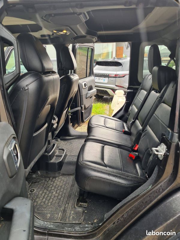 JEEP Wrangler Unlimited 2.2 l MultiJet AdBlue 200 ch 4x4 BVA8 Night Eagle (image 23)