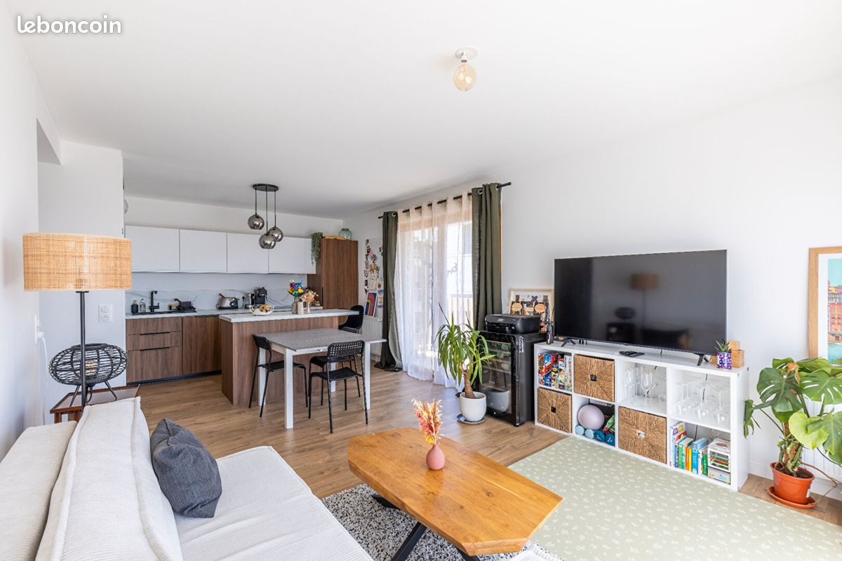 Appartement 3 pièces 65 m² · à Saint-Jacques-de-la-Lande · 65 m² · 248 000 €