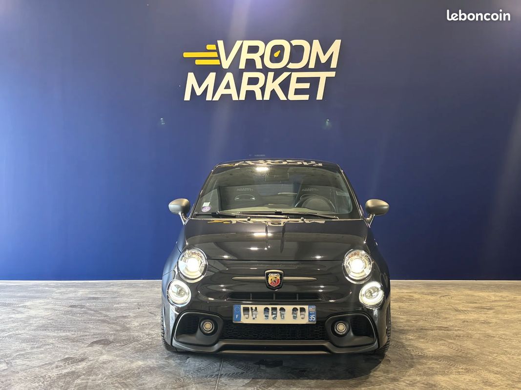 Abarth 500 1.4 Turbo T-Jet 180ch 595 Competizione BVA - Origine France / CarPlay / Suivi complet Fiat / Audio Beats / Toit Ouvrant (image 8)