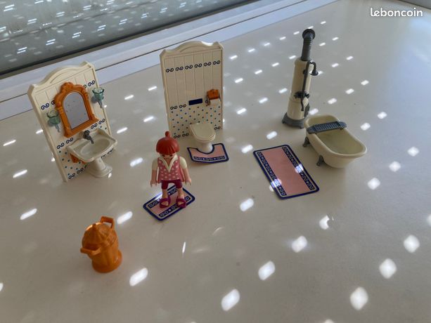 Playmobil Dollhouse 5318 pas cher, Maman / Salle de bains traditionnelle
