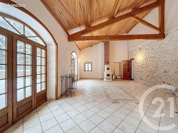 Maison 4 pièces 178 m²
