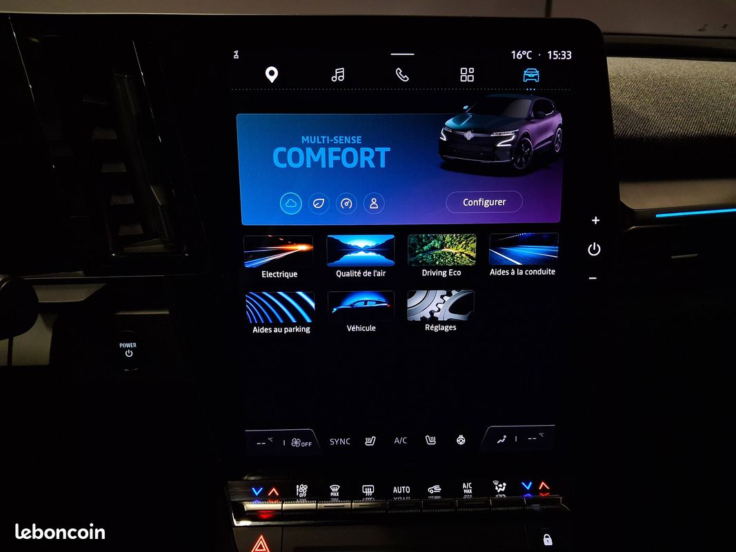 RENAULT Megane E-Tech EV60 220 ch super charge Techno (image 22)