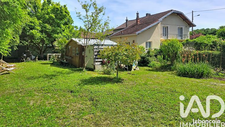 Moulin 4 pièces 109 m²