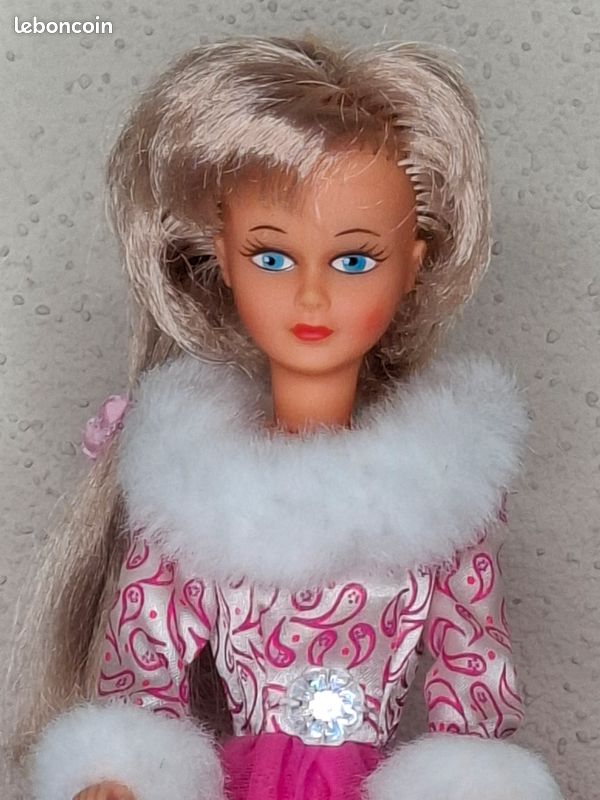 Poupée mannequin tressy Bella - Collection