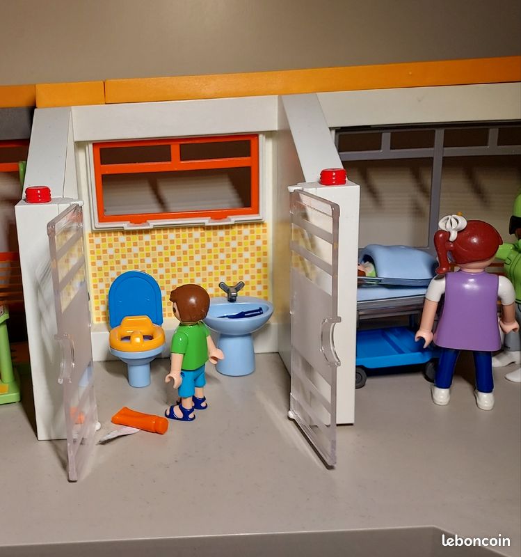 Hopital Playmobil (image 8)