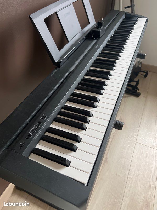Piano Yamaha P45 piano (image 3)