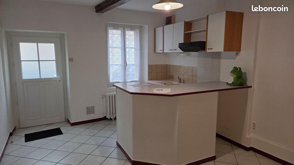Appartement 1 pièce 35 m² · à Châteaudun · 35 m² · 460 €