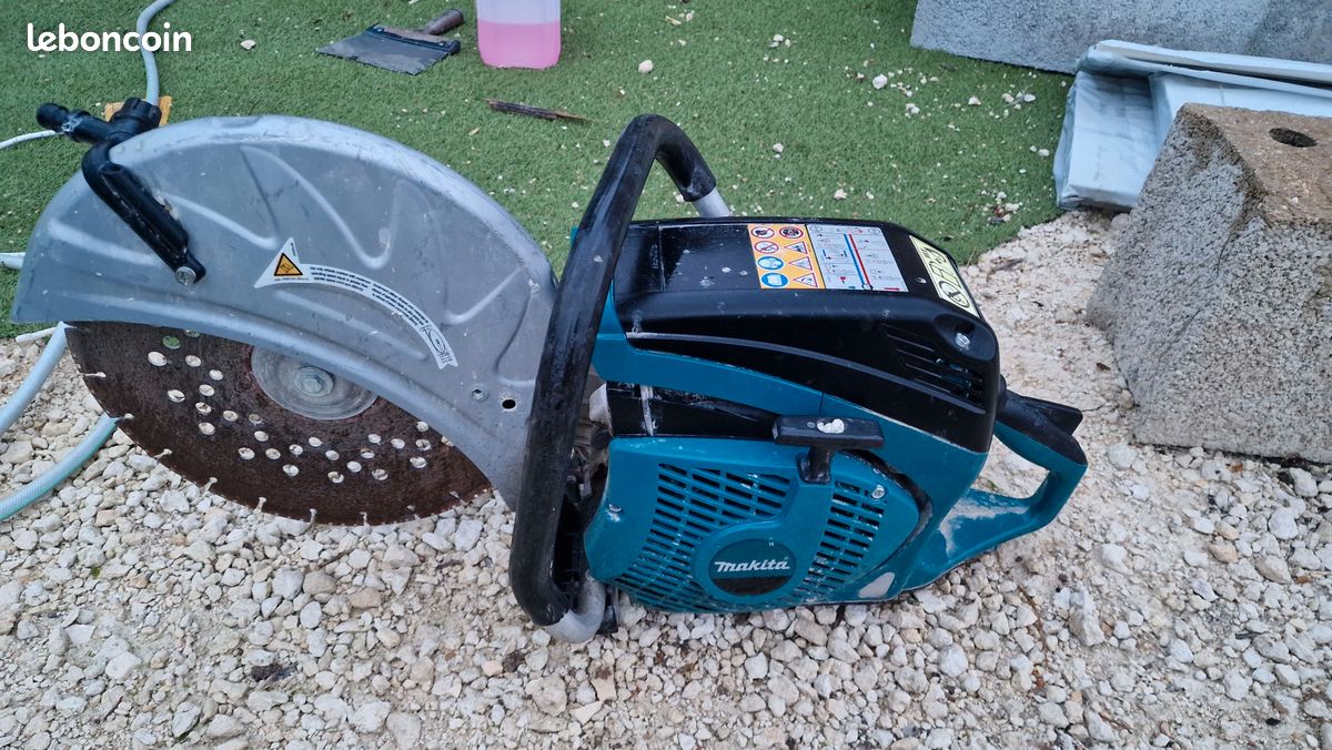 Makita EK6101 Découpeuse à essence - 2 temps - 60,7 cc - 350 mm (image 1)