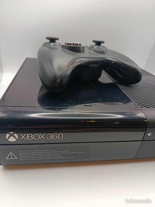 Xbox 360 E Noir 250go (image 2)