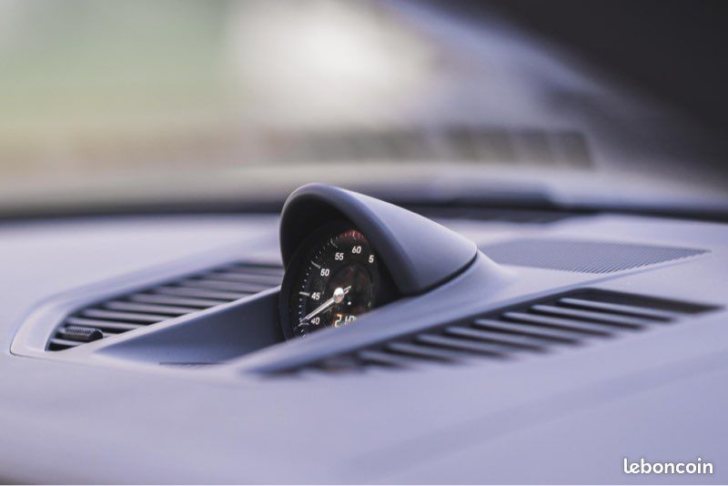 Porsche 911 992 Carrera 4S - Sport Design - Toit Carbone - Bleu Gentiane - Approved 09/2027 (image 14)