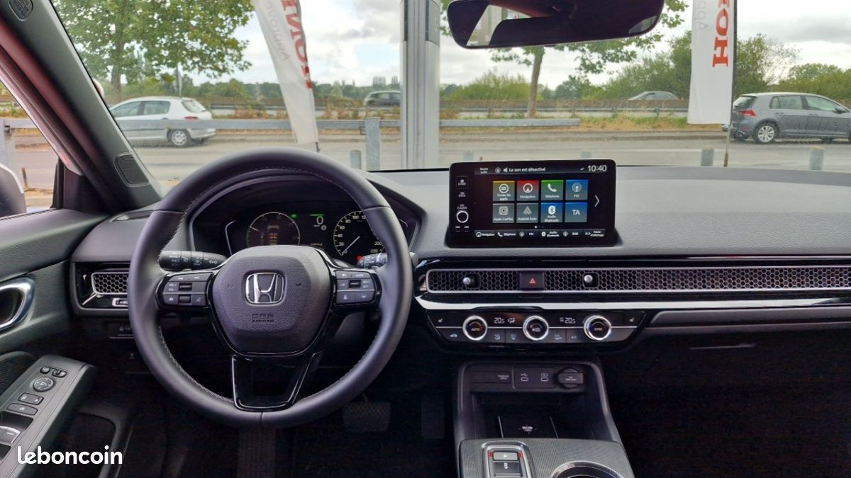 Honda Civic XI 2.0 i-MMD Executive (image 9)