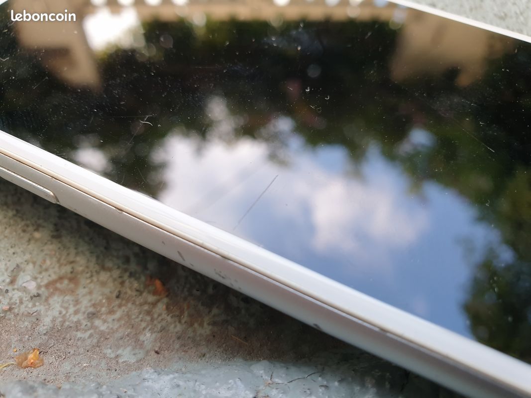 IPhone 6s pour pièces (image 2)