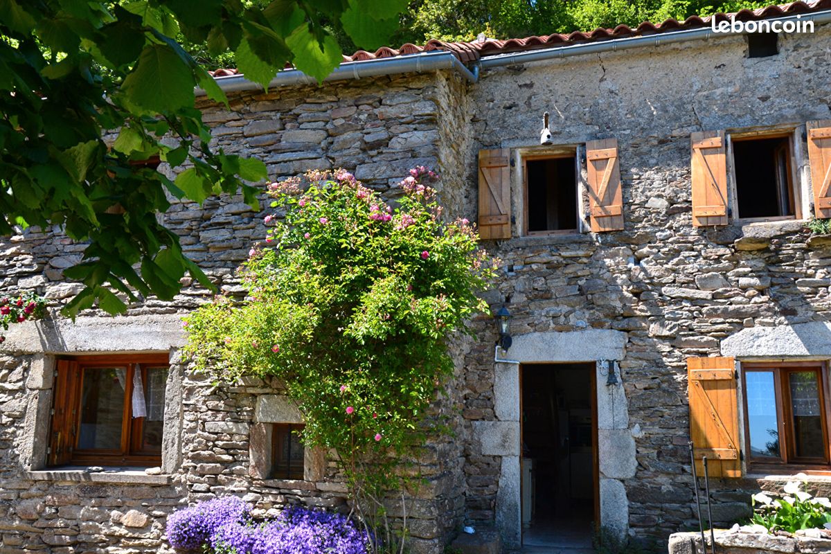 Maison 4 pièces 97 m² · à Courniou · 97 m² · 148 000 €