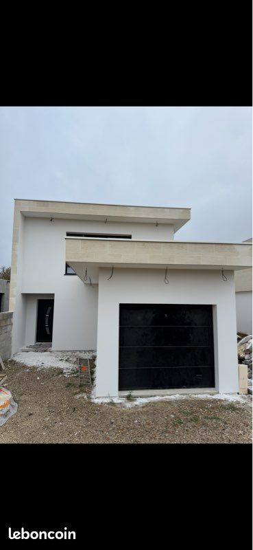Maison 4 pièces 125 m² · à Ambarès-Et-Lagrave · 125 m² · 1 650 €/mois