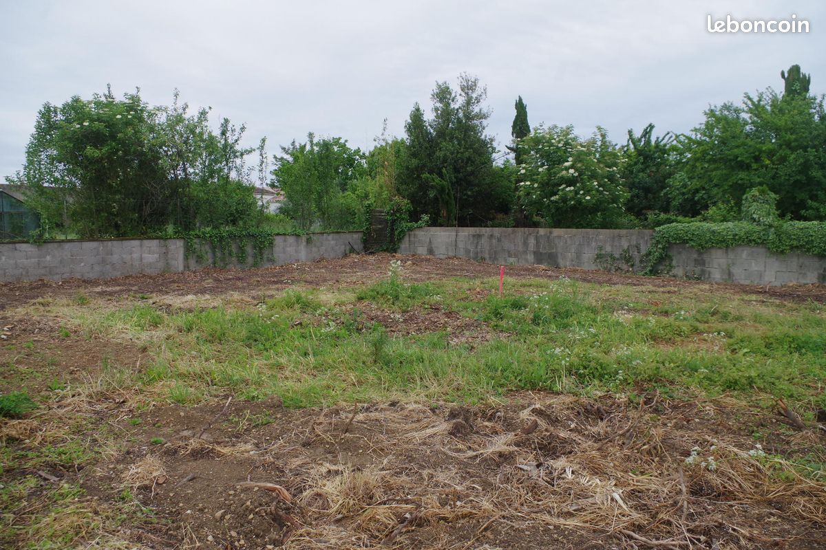 Terrain 353 m² · à Dompierre-sur-Mer · 353 m² · 198 500 €