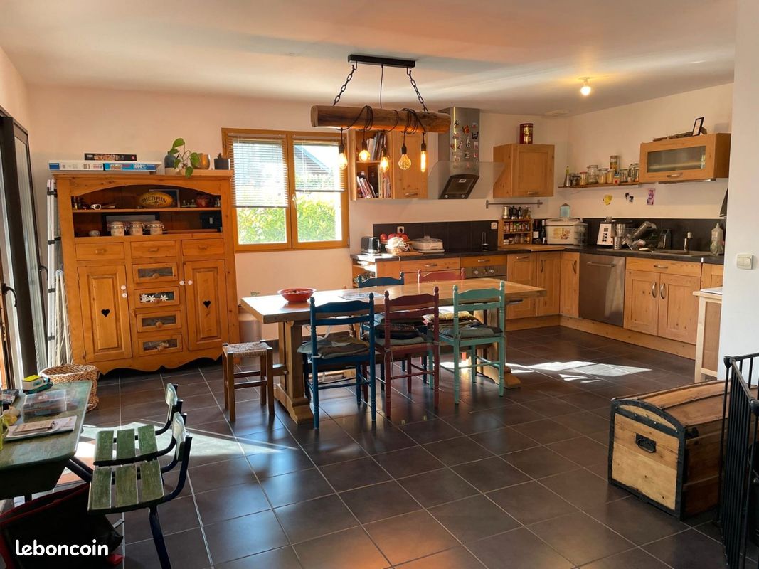 Appartement 3 pièces 65 m² · à Toulon · 65 m² · 170 000 €