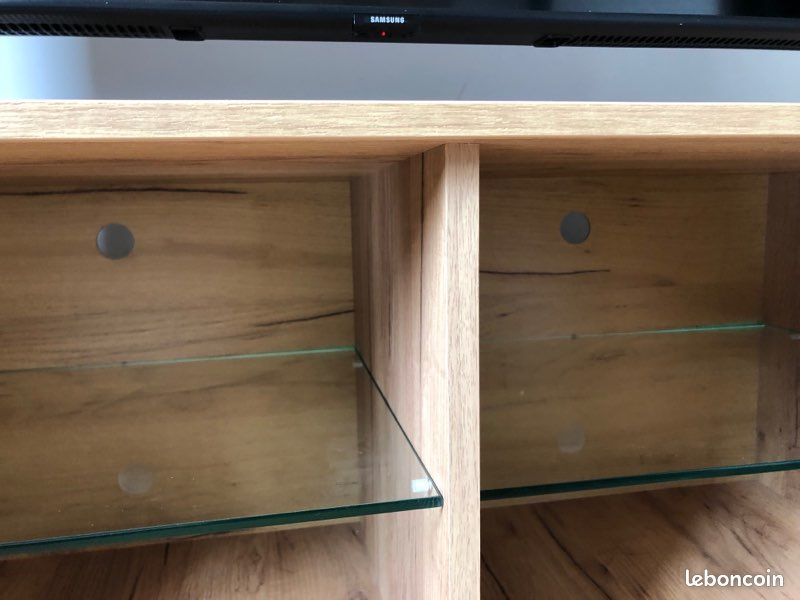 Meuble TV en bois - portes blanches et tablettes en verre - 162 cm (image 4)