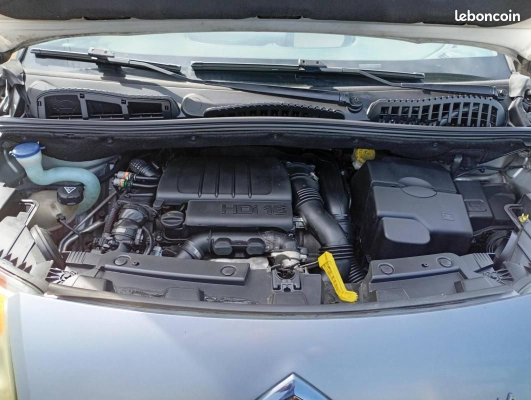 Citroën C3 II 1.6 HDi90 FAP Exclusive (image 22)