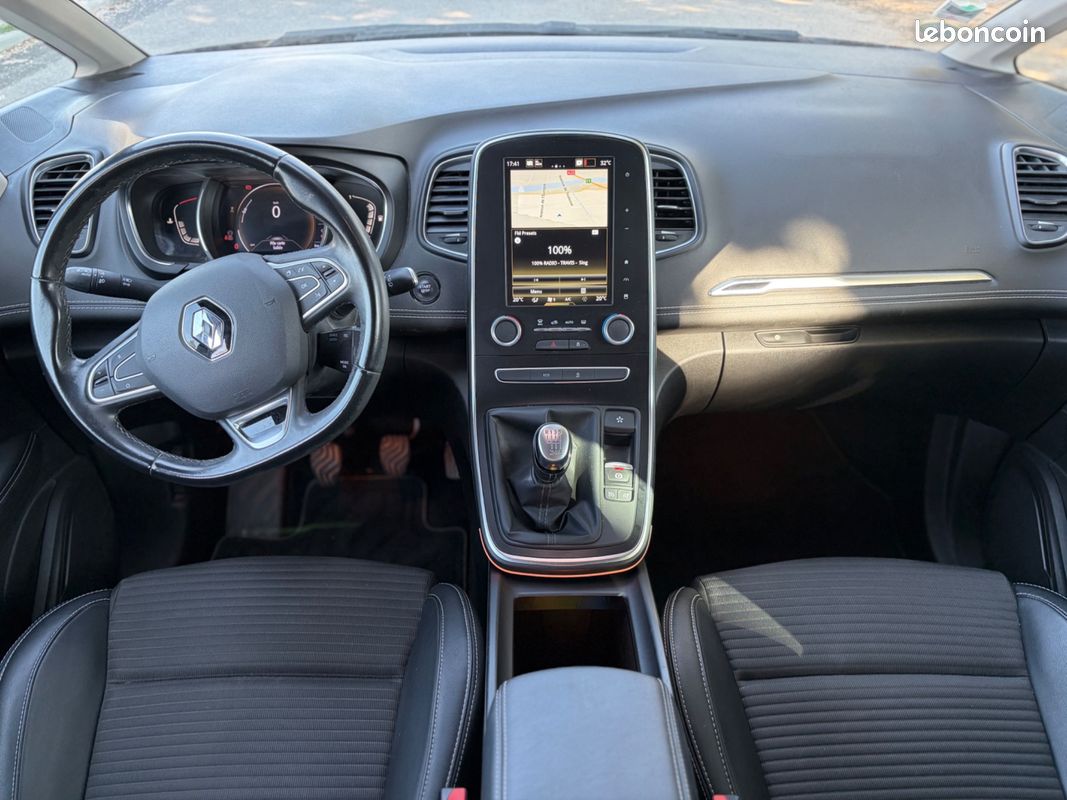 RENAULT GRAND SCENIC dCi 130 Energy Intens 7CV / 7 PLACES / CARPLAY / CAMERA RECUL (image 3)