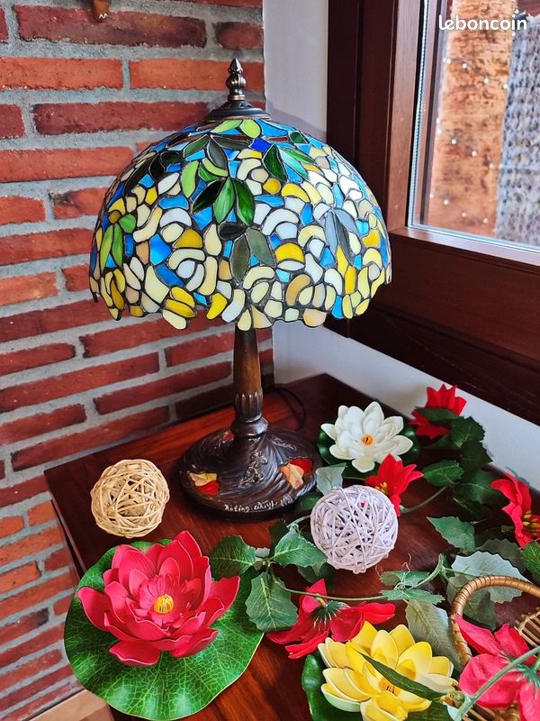 Lampe Tiffany d’auteur signée (1993/1997) – Base sculpturale exceptionnelle (image 7)