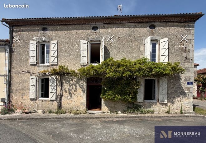 Maison de village 9 pièces 225 m²
