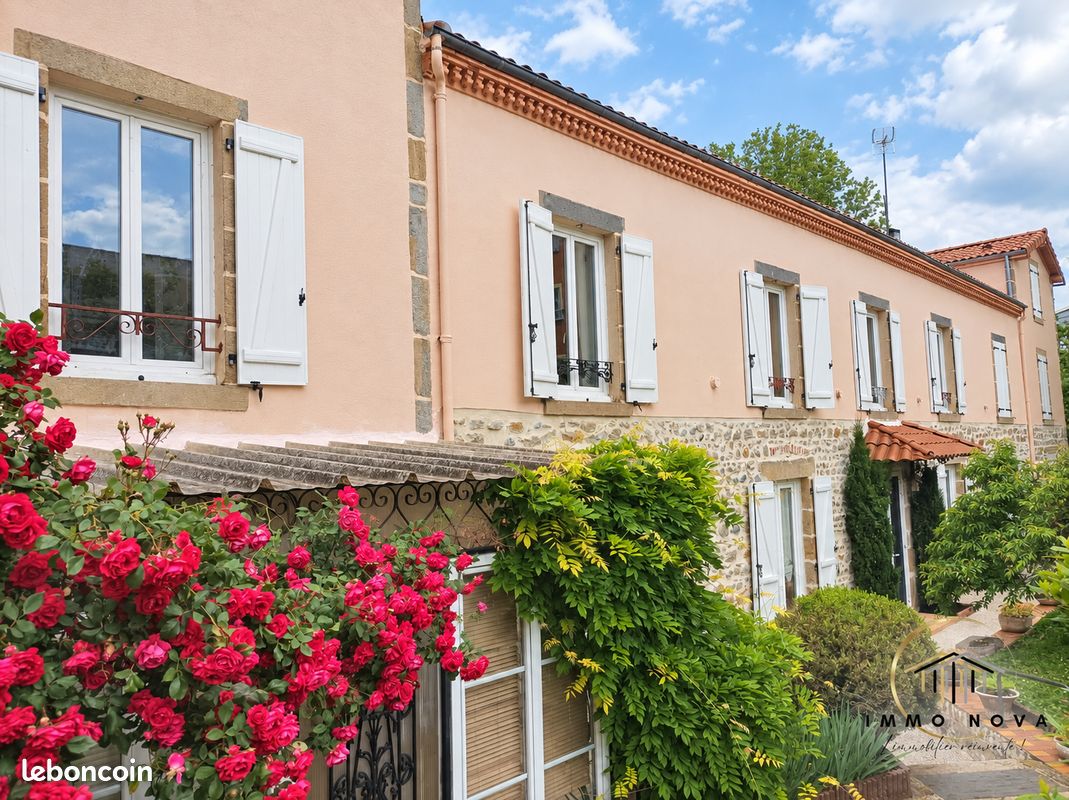 Maison 11 pièces 220 m² · à Issoire · 220 m² · 246 750 €