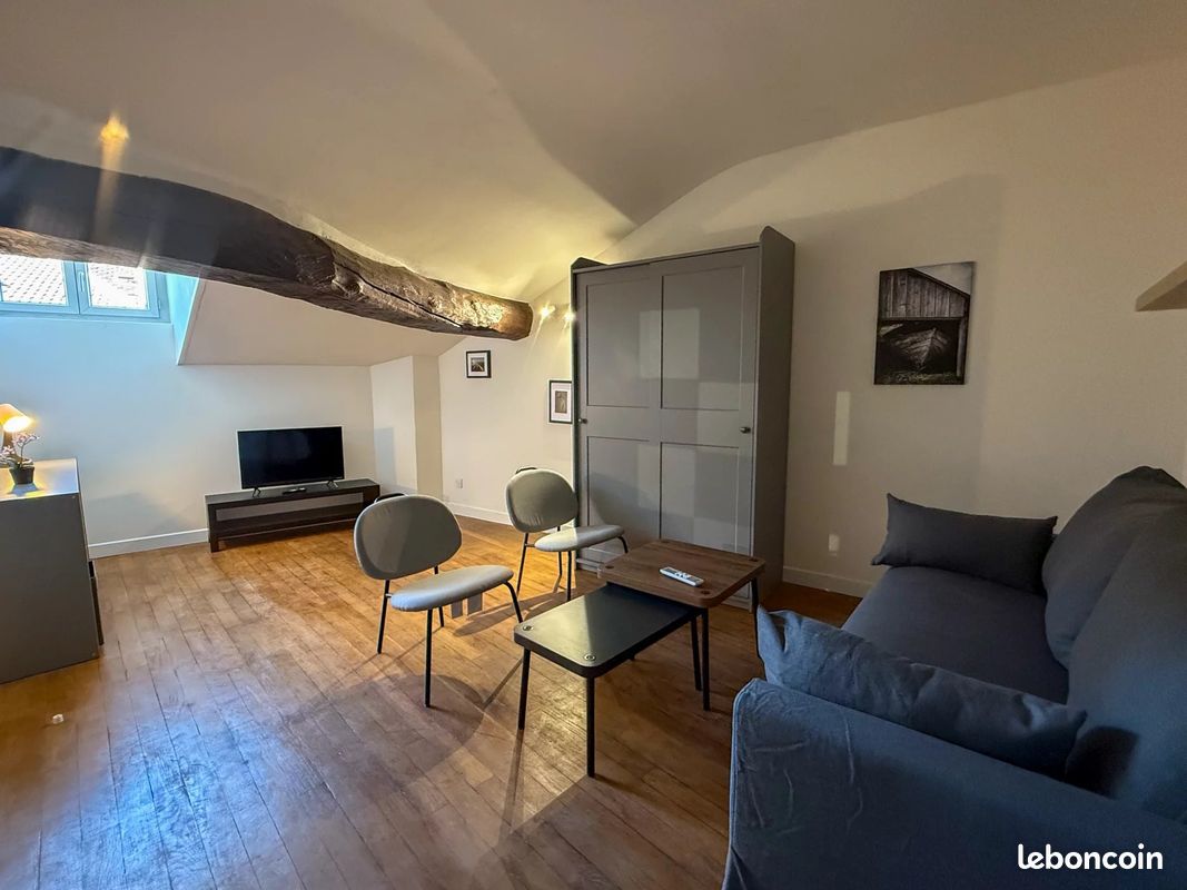 Appartement 1 pièce 31 m² · à Bourg-en-Bresse · 31 m² · 560 €