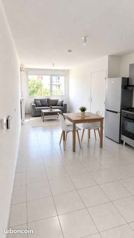 Appartement 2 pièces 39 m² · à Vénissieux · 39 m² · 800 €/mois