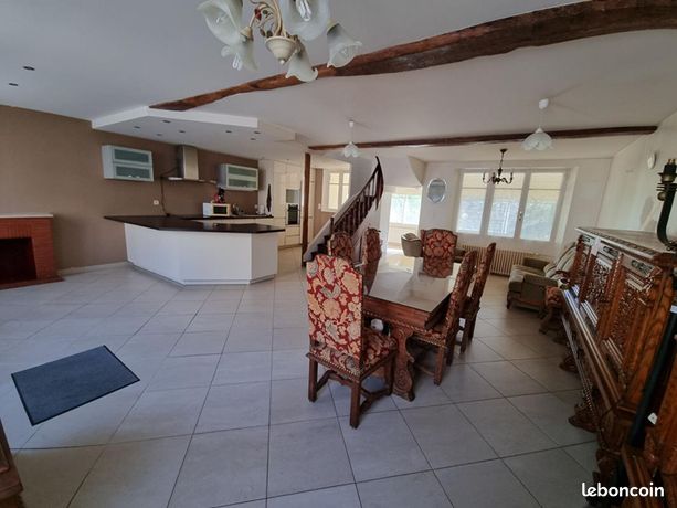 Maison 8 pièces 154 m²
